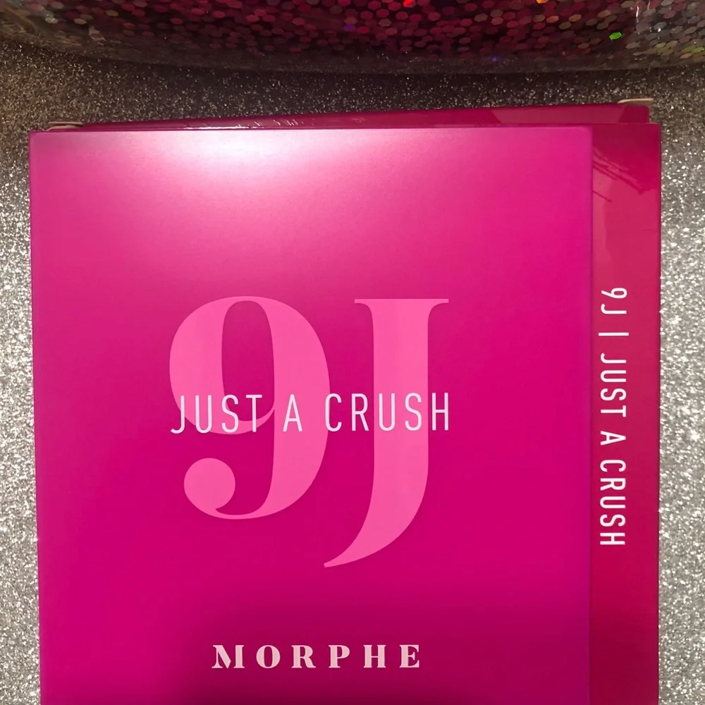 BNIB! Morphe Just a Crush 9J Eyeshadow Palette 🎨